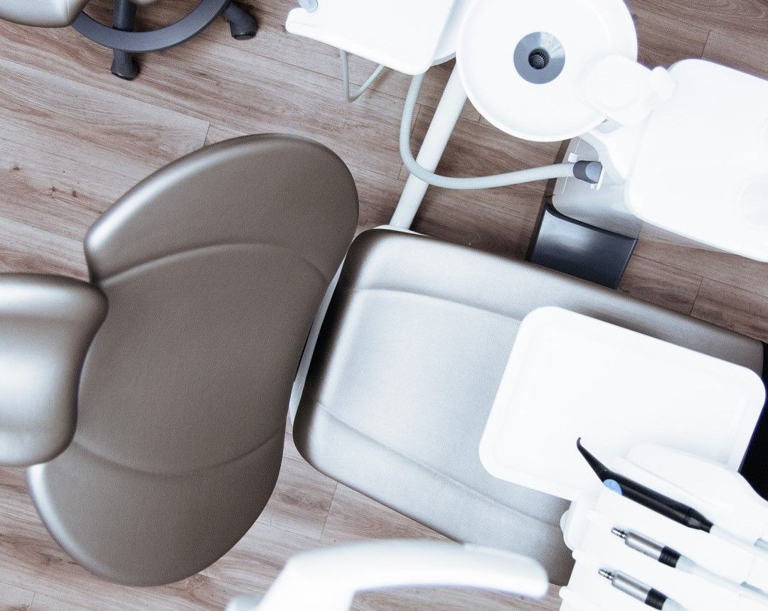 gabinet stomatologiczny Toruń - profesjonalne zabiegi dentystyczne