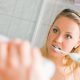 Najlepsze metody higieny jamy ustnej: czyszczenie, nitkowanie, płukanie